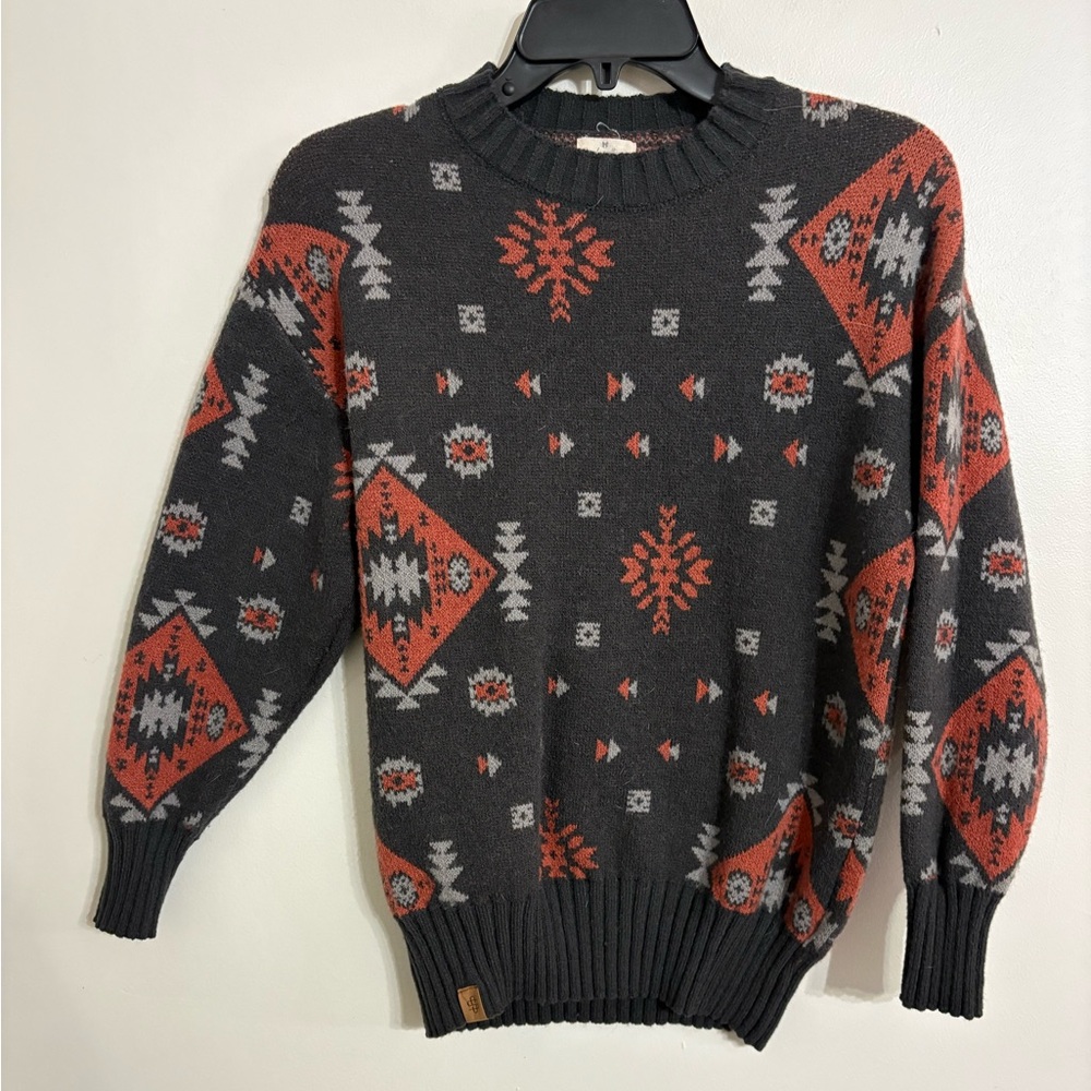 Simply Southern Sweater Southwestern, Aztec design. Gray and Red SIZE SMALL